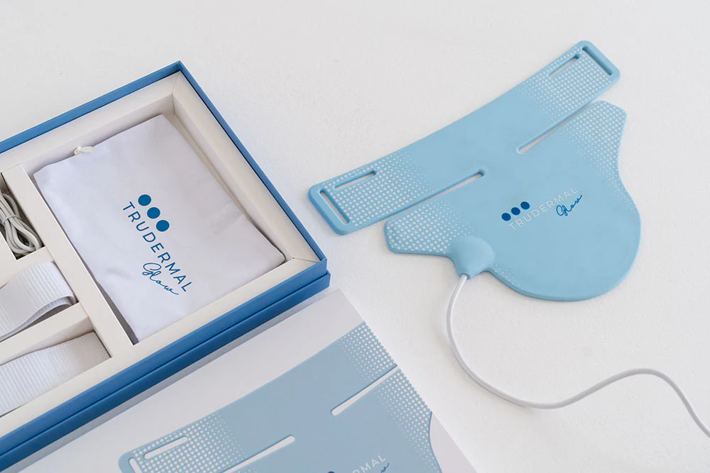 Trudermal LED Neck & Décolletage Mask - Image 4