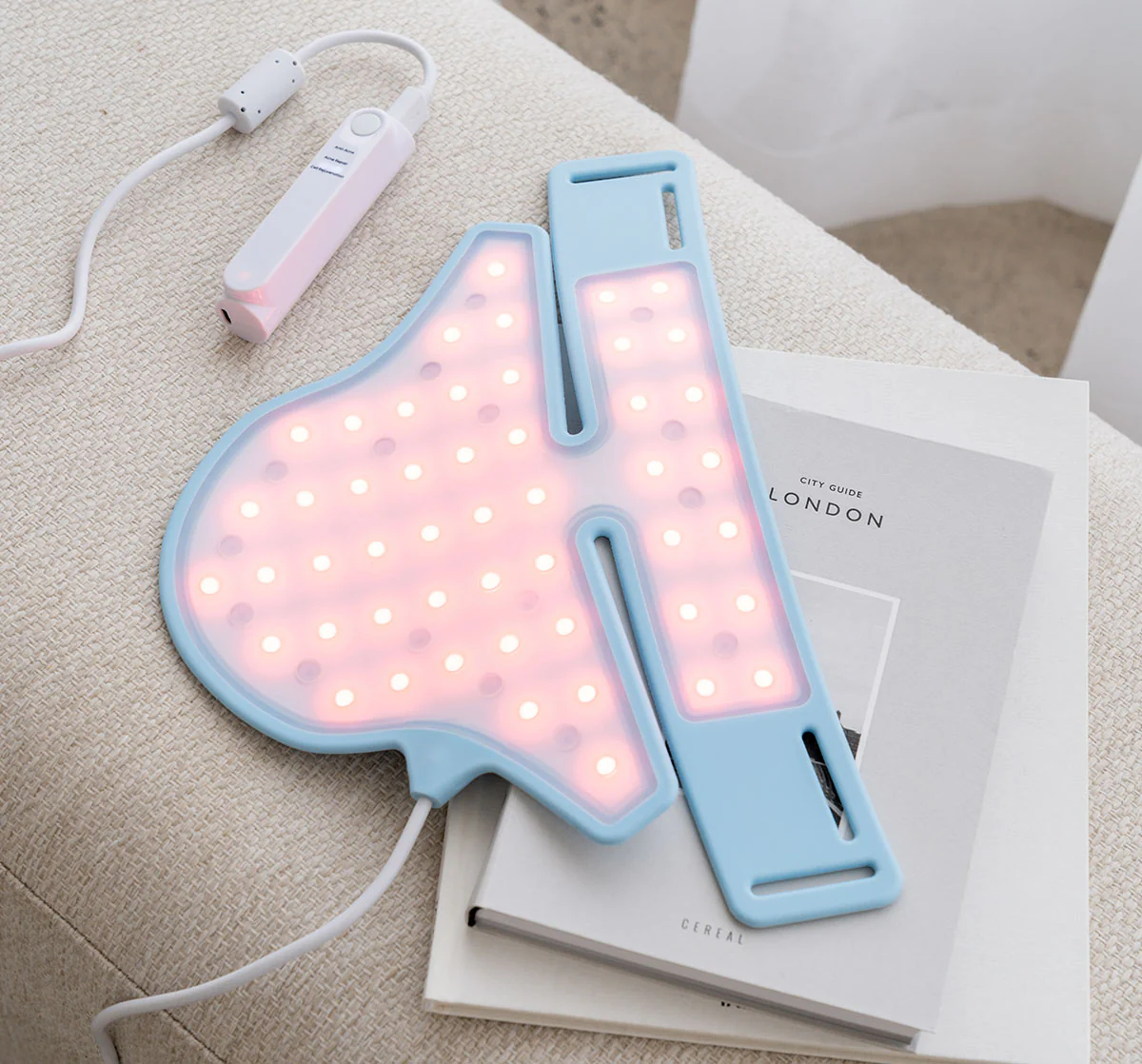 Trudermal LED Neck & Décolletage Mask - Image 5
