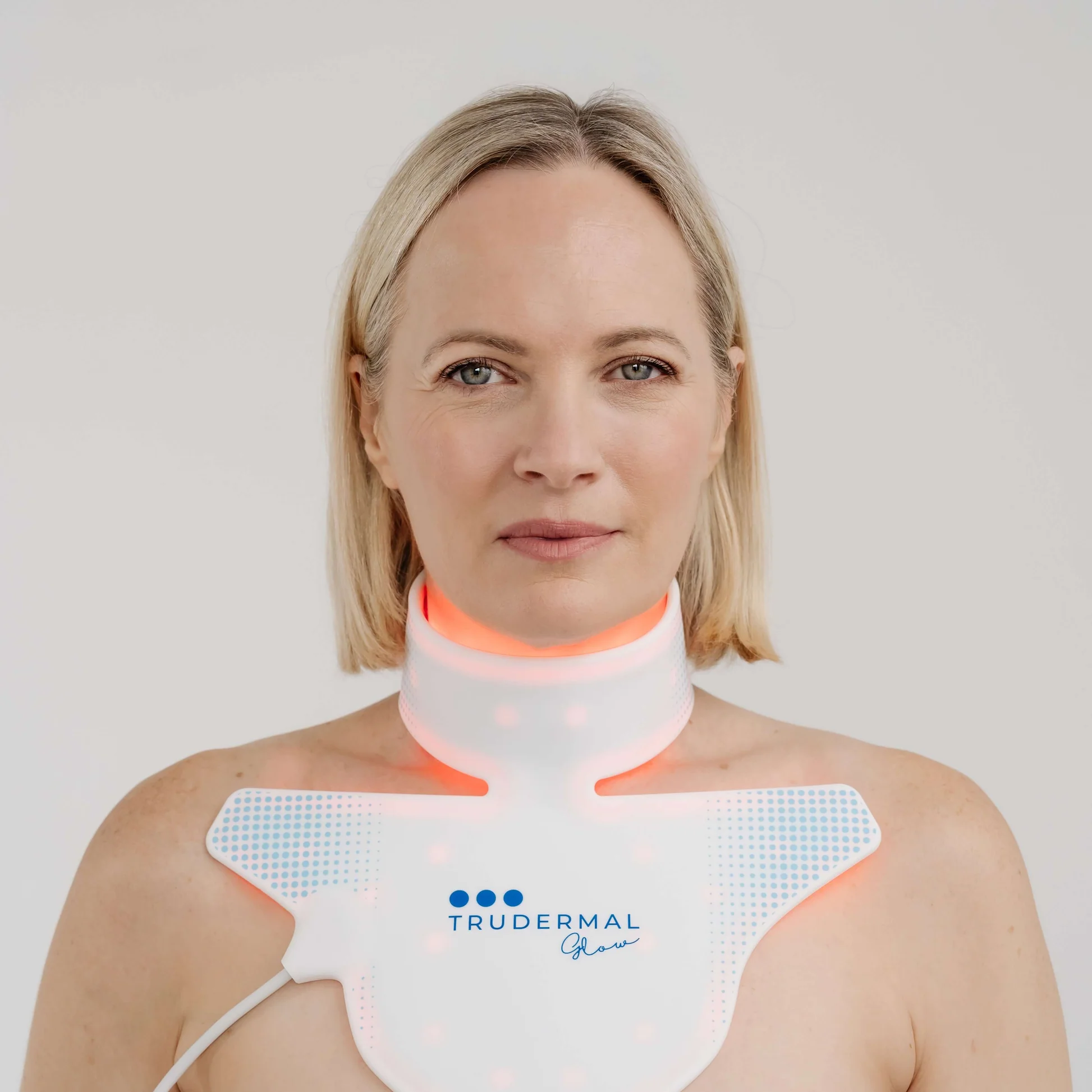 Trudermal Advanced++ LED Neck & Décolletage Mask - Image 2